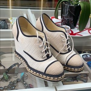 Chanel beige CC logo espadrille Wedge sneaker